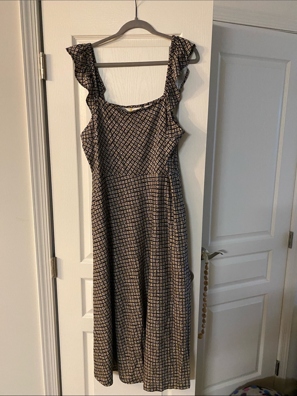 Boden Sleeveless Ruffle Strap Midi Dress in Black, Tan and Cream